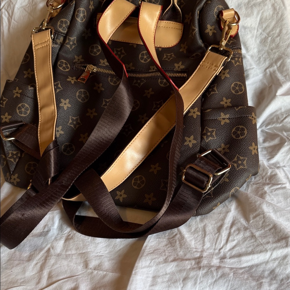 Elegant Brown Patterned Backpack - image 2